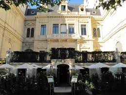 You are currently viewing L’Hôtel de la Païva